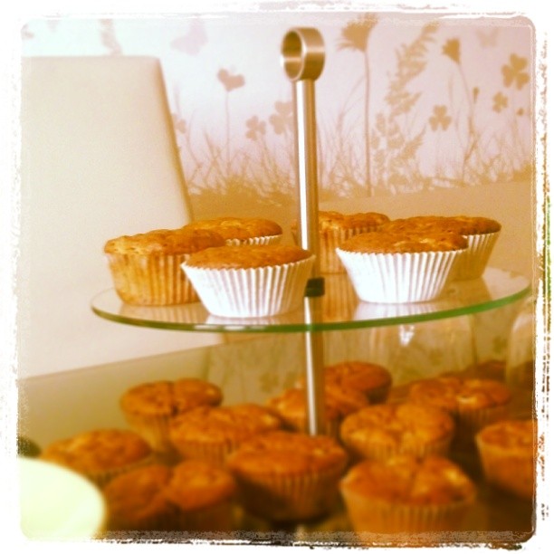 Die Sckoko-Apfel-Muffins warten auf Babykeks & seine kleinen Freunde