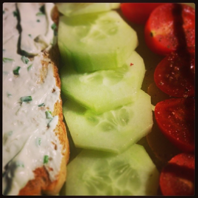 Ich liebe meine Schwangerschaft- Snacks nach dem Abendessen ;)